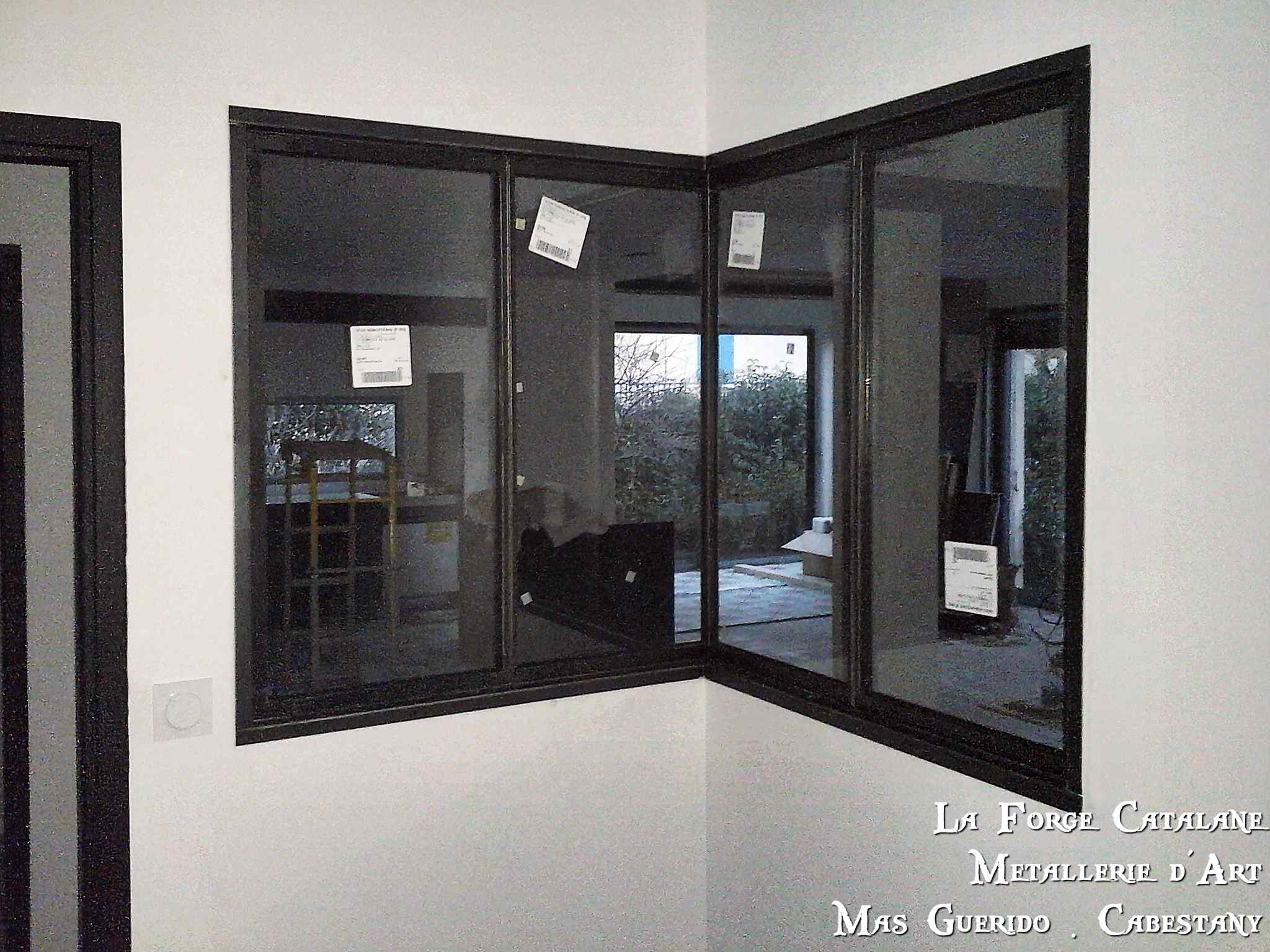 verriere de separation en fer Forge catalane.jpg